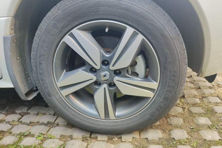 Used Renault Koleos 2014 Revised Version 2.5L Two-Wheel Drive Urban Edition
