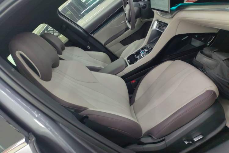 Used BYD Song PLUS New Energy 2025 DM-i 112KM Prestige Model
