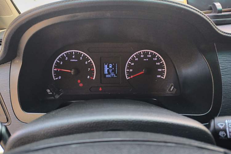 Used FORTHING Lingzhi 2022 M5L 1.6L Utility Model 7 Seats