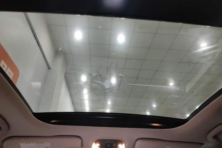 Used Infiniti QX50 2018 2.0T Two-Wheel Drive Fashion Edition Headliner