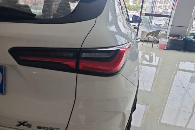 Used CHANGAN OSHAN X5 2021 1.5T DCT Prestige Edition
