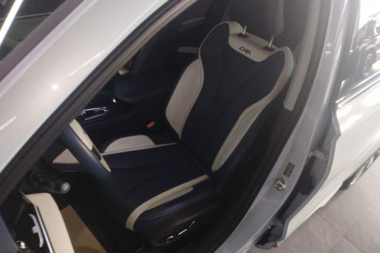 Used Geely Auto Monjaro L 2022 1.5T Leishen Hi·F Plug-in Hybrid Super Xun
