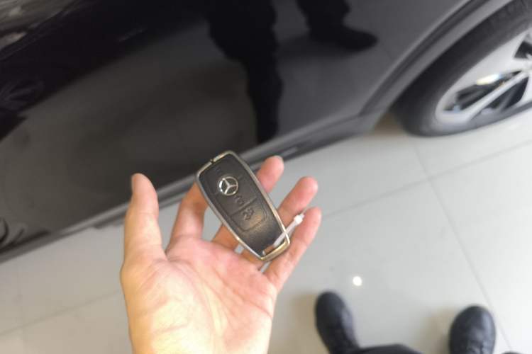 Used Mercedes-Benz GLB 2023 GLB 220 Fashion Model