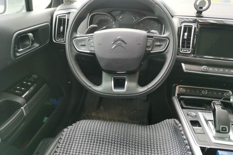 Used Citroen C6 2022 400THP Co-Creation Edition