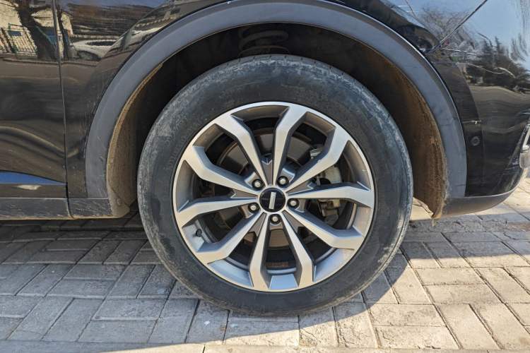 Used Wey VV6 2018 2.0T Two-Wheel Drive Flagship Version China V Standard
