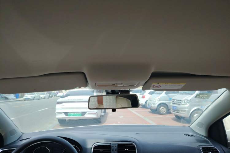 Used Volkswagen Polo 2014 1.4L Automatic Comfort Edition Headliner