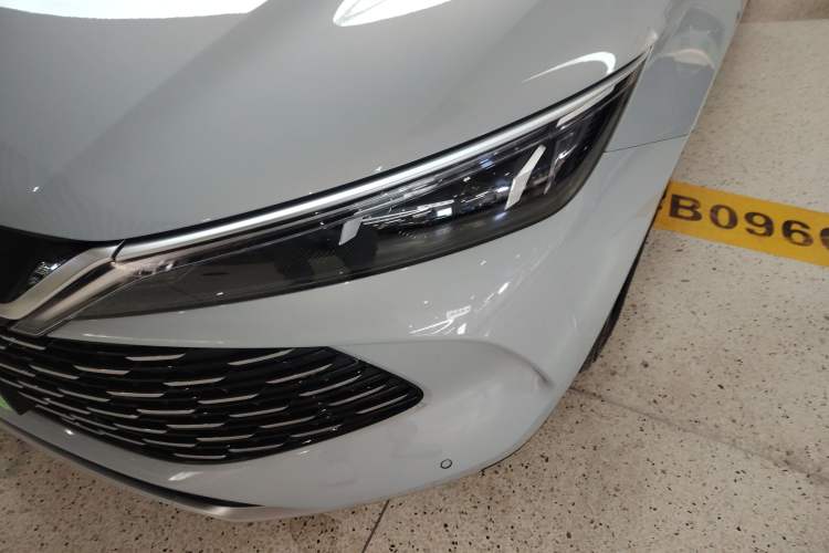 Used BYD Qin L 2024 DM-i 120KM Leading Model