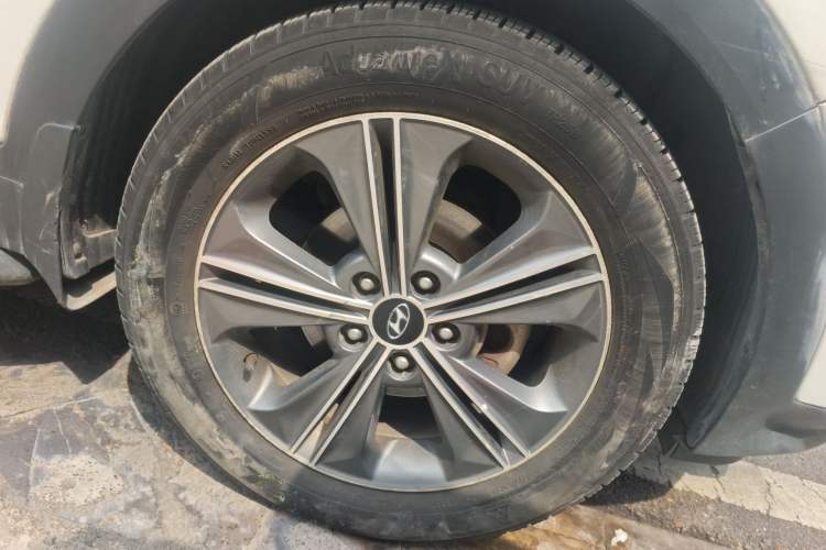 Used Hyundai ix25 2015 1.6L Automatic Two-Wheel Drive Smart GLS Trim