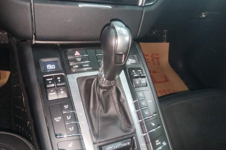 Used Porsche Macan 2017 Macan 2.0T