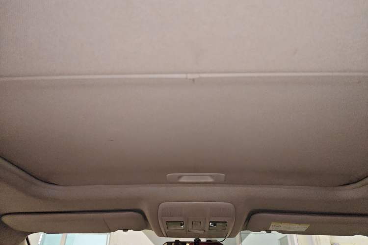 Used Mazda 3 Axela 2014 Sedan 2.0L Automatic Sport Model
