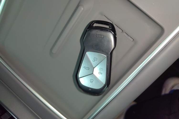 Used XPeng G6 2025 625 Long-Range Max Flagship Edition