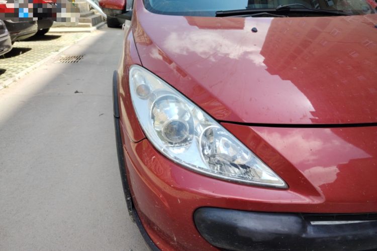 Used Peugeot 307 2013 1.6L Manual CROSS Right Front Headlight