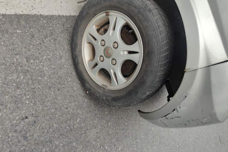 Used Wuling Rongguang 2011 1.2L Base Version
