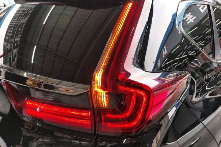 Used Honda CR-V 2021 240TURBO CVT 2WD Comfort Version Exterior 3