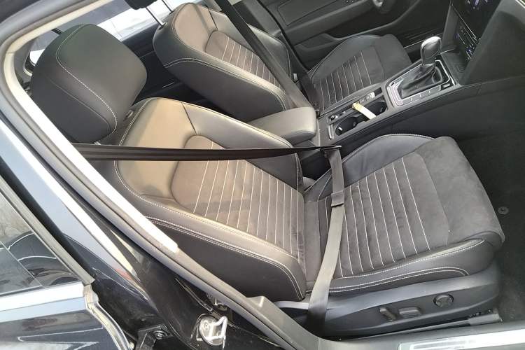 Used Volkswagen Magotan 2020 330TSI DSG Luxury Edition