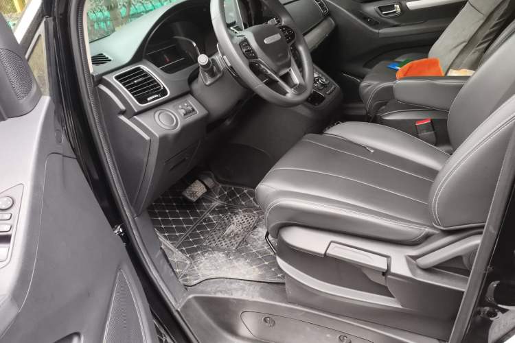 Used SAIC MAXUS G20 2023 Facelifted ES 2.0T Gasoline Automatic Value Edition Driver Seat