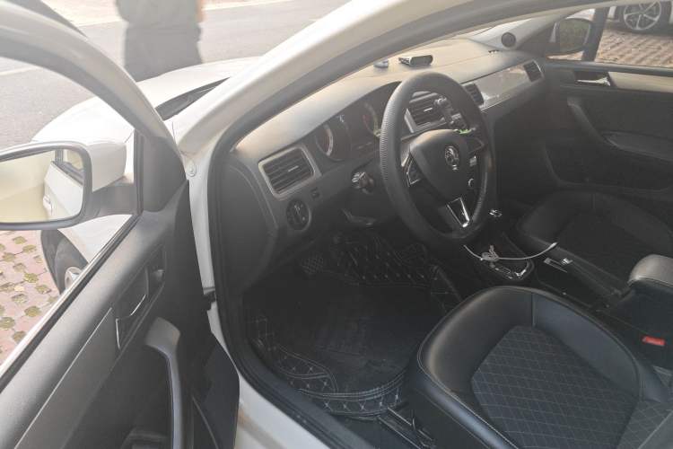 Used Skoda Rapid Spaceback 2019 Revised Version 1.5L Automatic Comfort Edition China V Standard