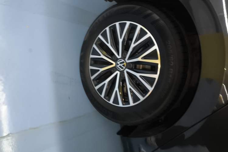 Used Volkswagen Sagitar 2023 200TSI Manual Flyover Edition Exterior 5