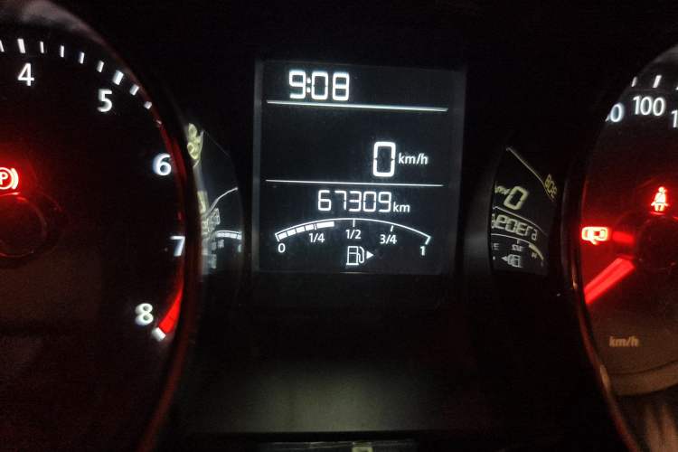 Used Volkswagen Bora 2015 Zhuihui Edition 1.6L Manual Comfort Model
