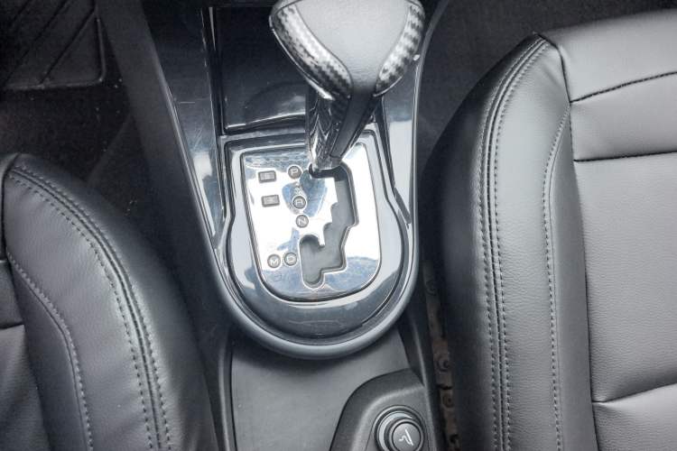 Used Citroen C-Quatre 2013 Sedan 1.6L Automatic Prestige Model Gear Lever