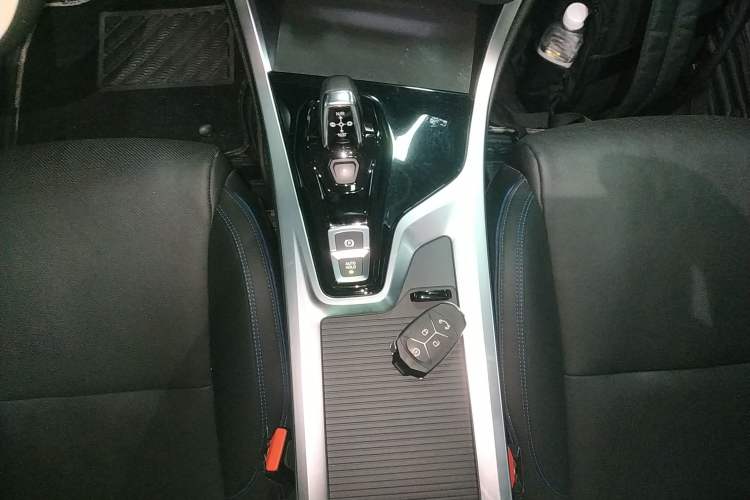 Used Lynk & Co 01 2019 2.0T Two-Wheel Drive Zhaopu Version China V Standard