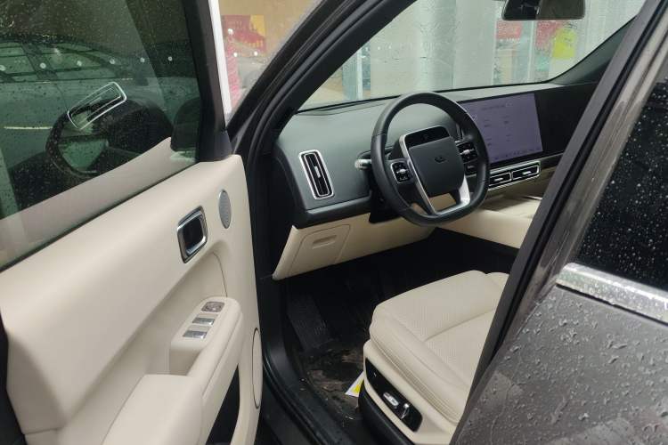 Used Li Auto L7 2023 Max model