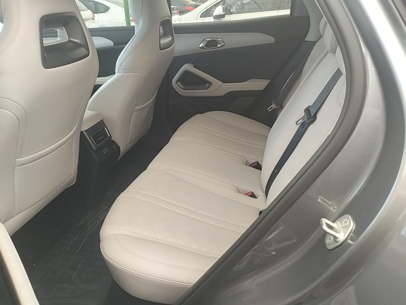 BYD Yuan UP 2025 Intelligent Driving Version 401 KM Dynamic Edition — снимка 20