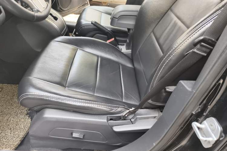 Used Jeep Patriot 2011 2.4 Luxury Edition Left Front Seat