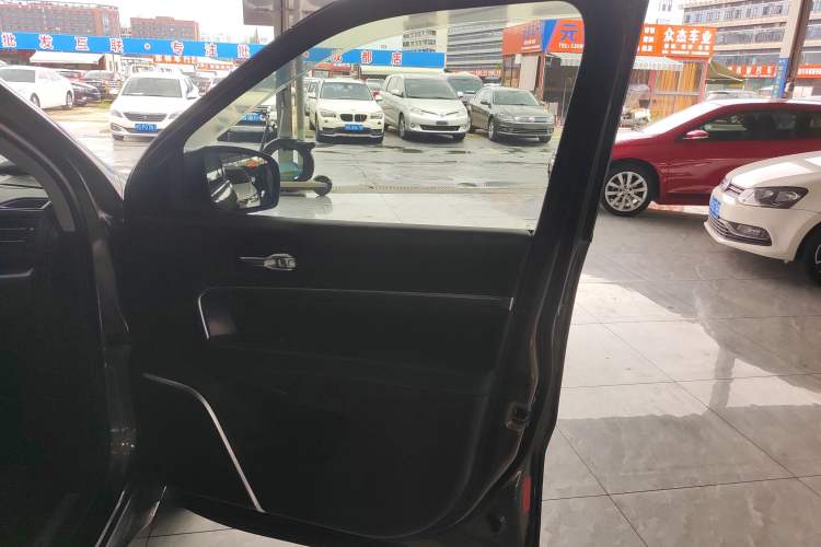 Used Jeep Grand Commander 2018 2.0T Four-Wheel Drive Enjoyment Version China V
