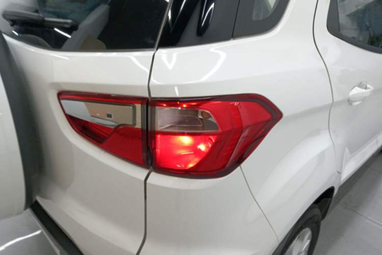 Used Ford EcoSport 2013 1.5L Automatic Fashion Model