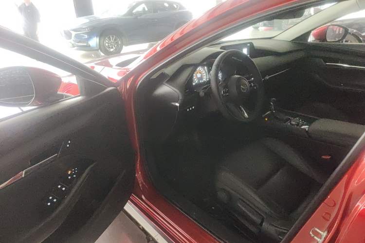 Used Mazda 3 Axela 2021 2.0L Automatic Zhiya Edition