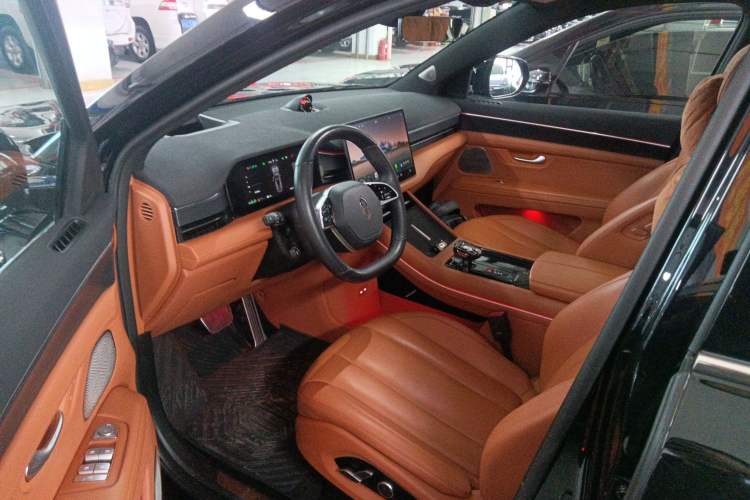 Used Hima AITO M7 2024 1.5T Intelligent Driving 4WD Ultra Version 6 Seats Left Front Seat