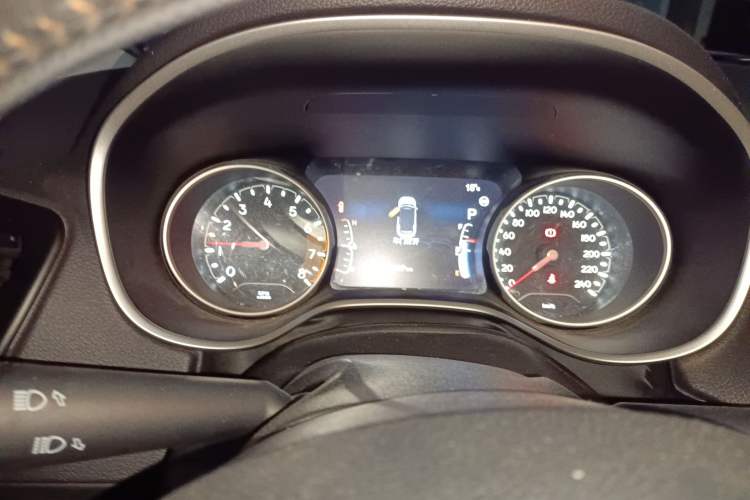 Used Jeep Compass 2017 200T Automatic Family Edition
