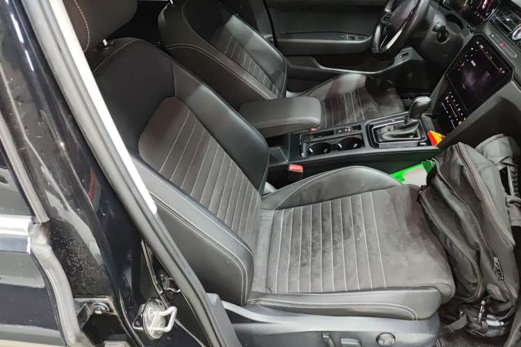 Used Volkswagen Magotan 2020 330TSI DSG Luxury Edition
