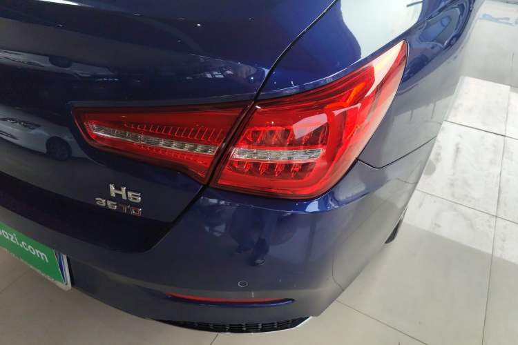 Used Hongqi H5 2020 1.8T Automatic Smart Connect Flagship Edition
