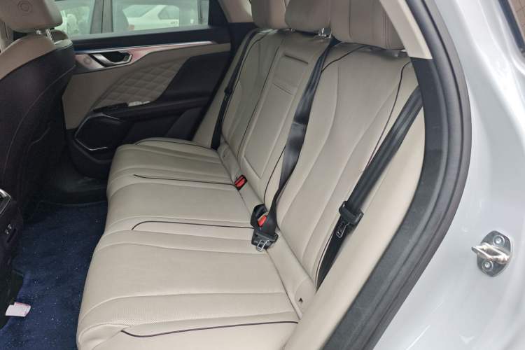 Used Wey Mocha 2021 2.0T Two-Wheel-Drive Ultra-Strong Version
