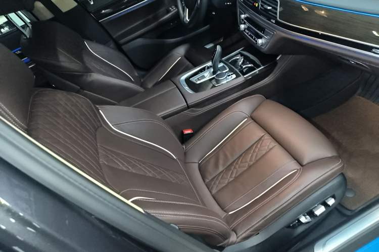 Used BMW 7 Series 2021 730Li Luxury Package
