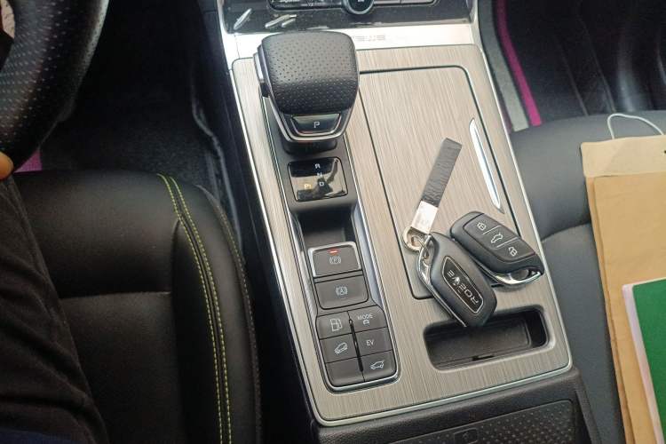 Used Roewe RX5 New Energy 2020 ePLUS National Trend Ronglin Luxury Edition Gear Lever