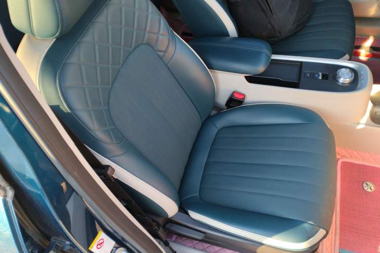 Used ORA Good Cat 2021 400km Standard Range Athena Edition Lithium-Ion Battery