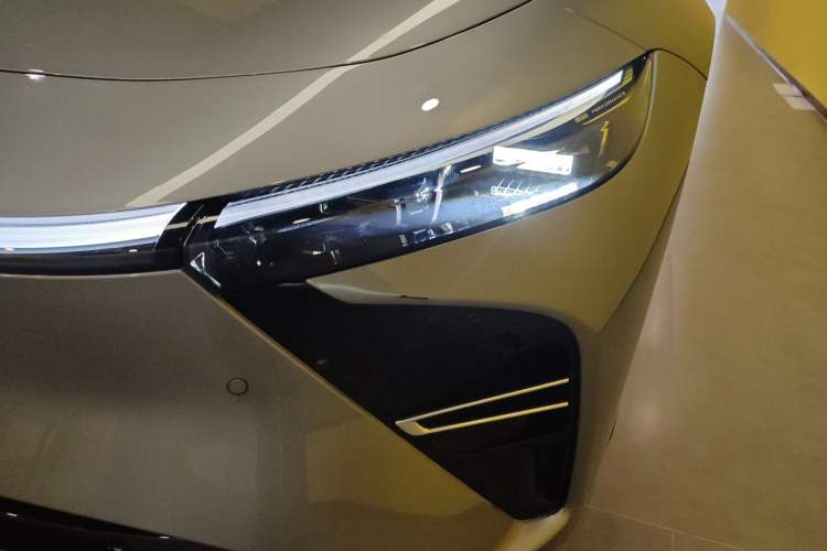 Used EXEED Star Era ES 2025 Extended-Range Pro High-Speed Driver Assistance Left Front Headlight