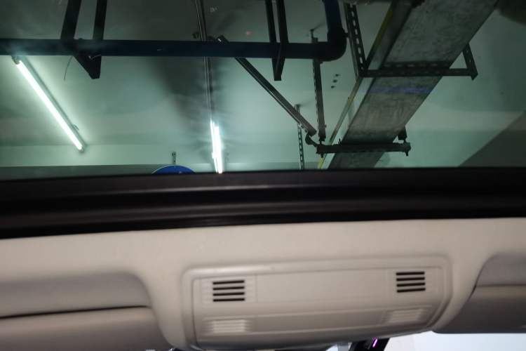 Used Volkswagen Tayron 2023 330TSI Two-Wheel-Drive R-Line High-Energy Version