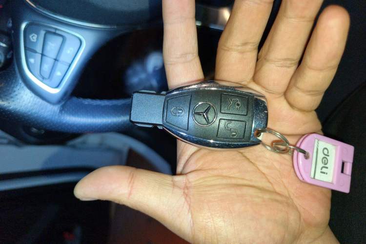 Used Mercedes-Benz C-Class 2017 Restyled C 180 L Fashion Edition Sport Version
