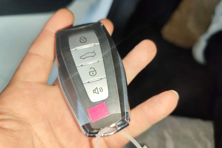 Used Geely Auto Emgrand 2025 4th Generation 1.5L CVT Luxury Version
