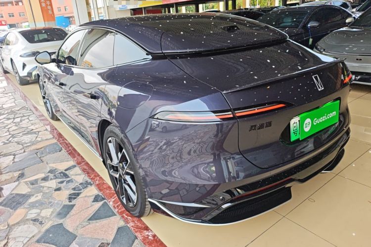 Used Avatr 06 2025 Ultra Pure Electric Edition Exterior 2