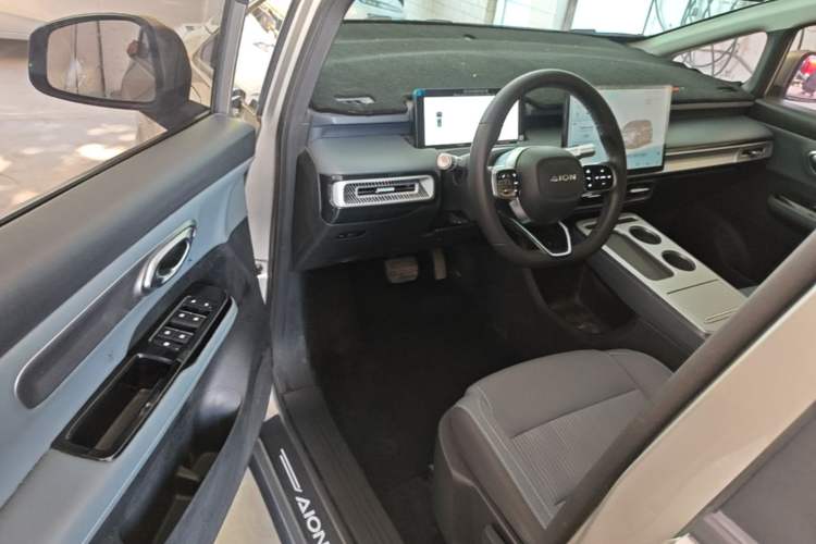 Used AION Y 2023 Plus 510 Enjoy Edition