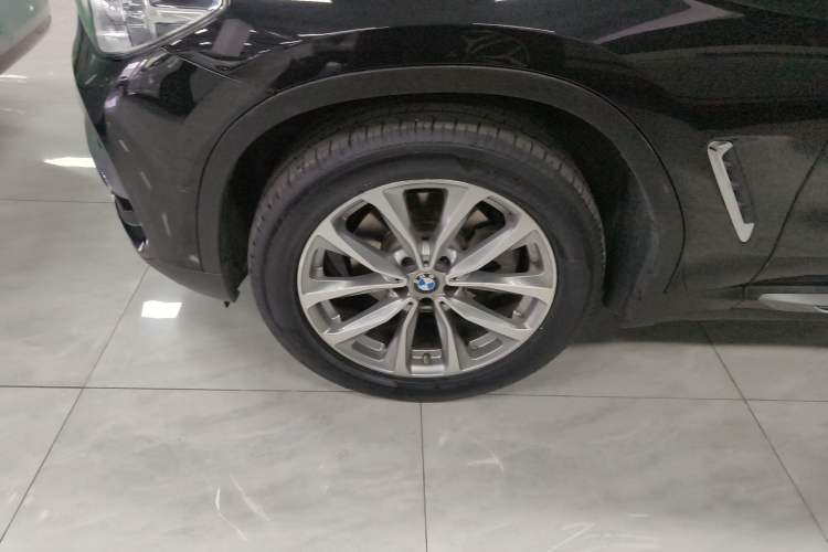 Used BMW X3 2021 Facelift xDrive25i Luxury Package Left Front Wheel Hub