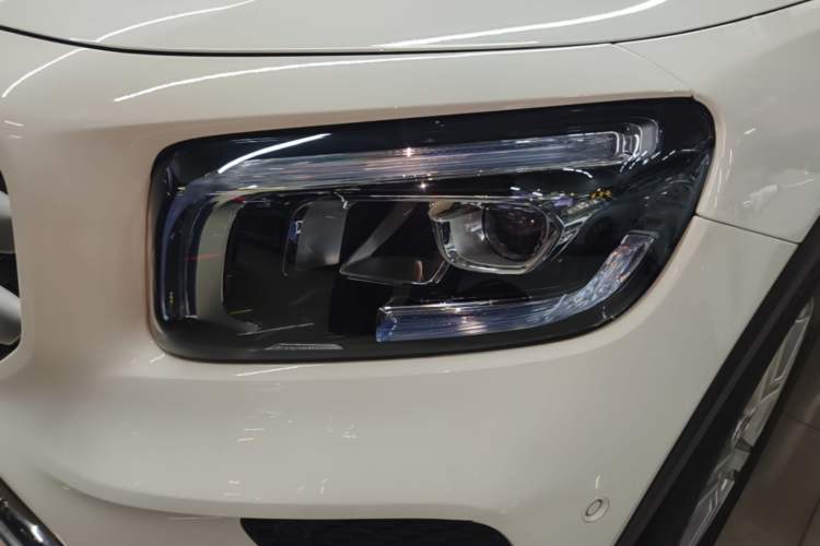 Used Mercedes-Benz GLB 2022 Second Facelift GLB 200 Fashion Edition