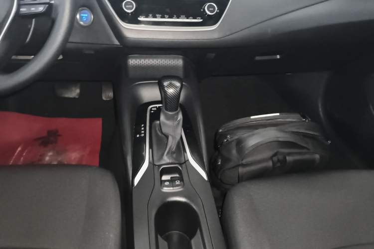 Used Toyota Corolla 2022 Dual-Motor 1.8L E-CVT Pioneer Edition Gear Lever