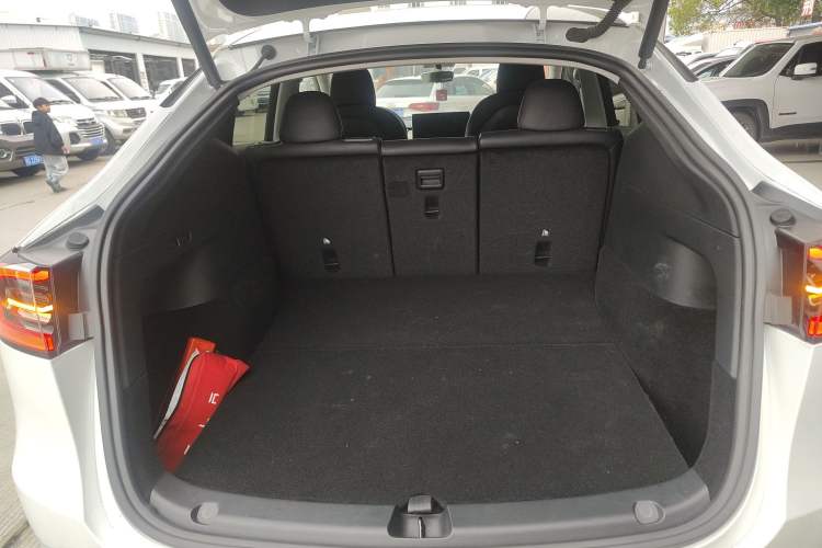 Used Tesla Model Y 2021 Standard Range Rear-Wheel Drive Version