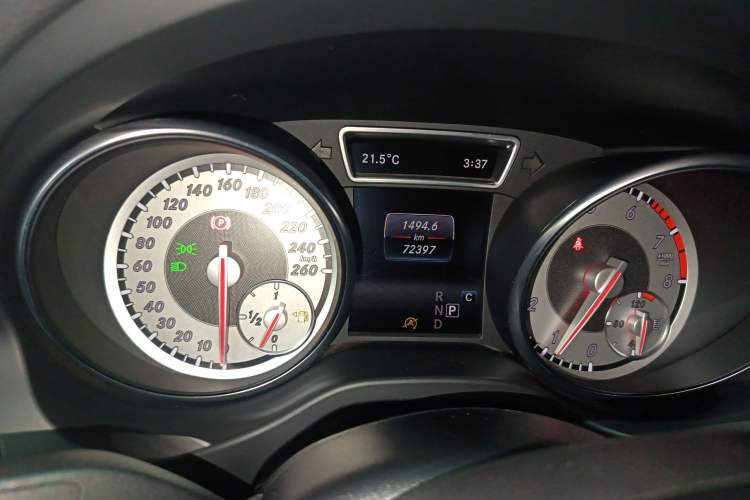 Used Mercedes-Benz GLA 2016 GLA 200 Fashion Model Instrument Cluster